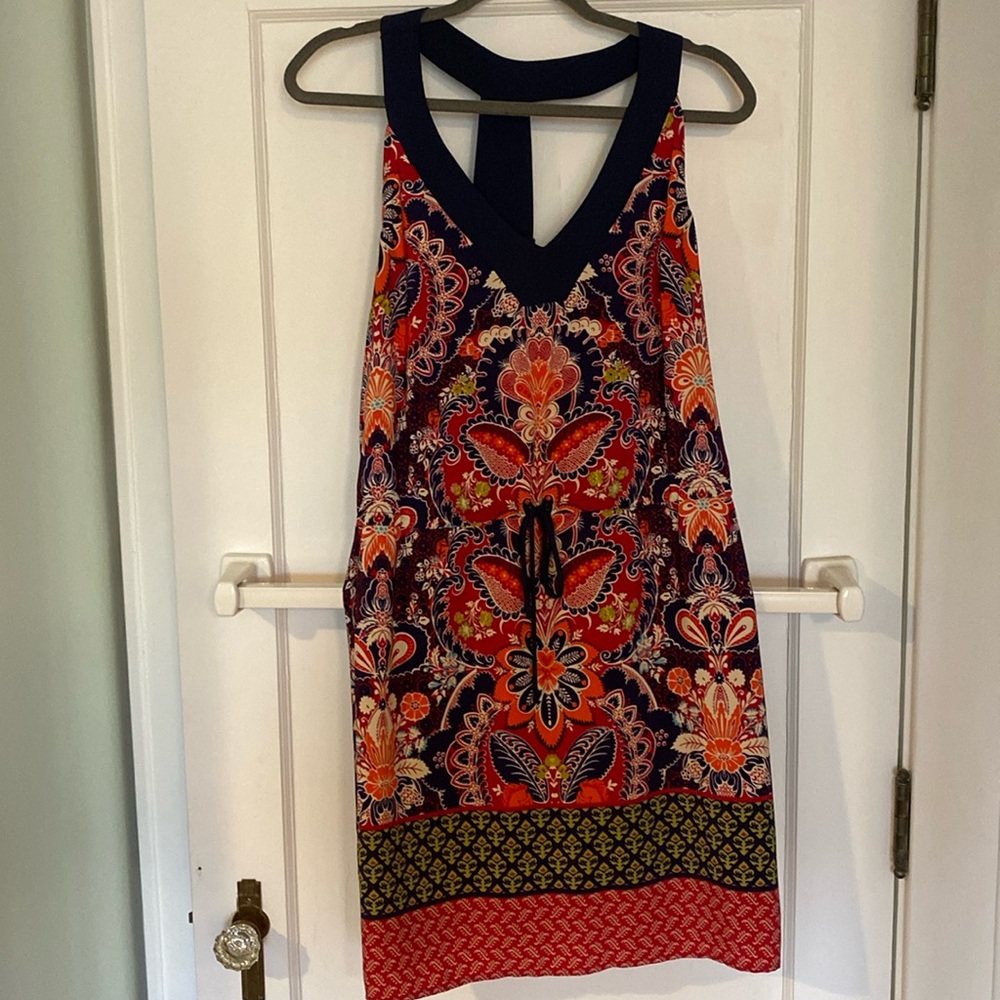 Fun patterned polyester dress. Navy T-neck.